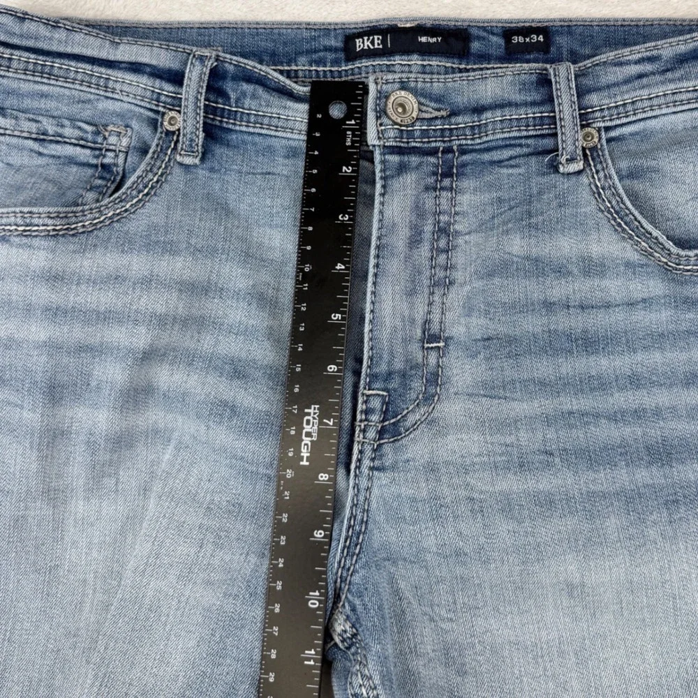 BKE Henry Jeans Mens 38x34 Light Wash Straight Stretch Coolmax